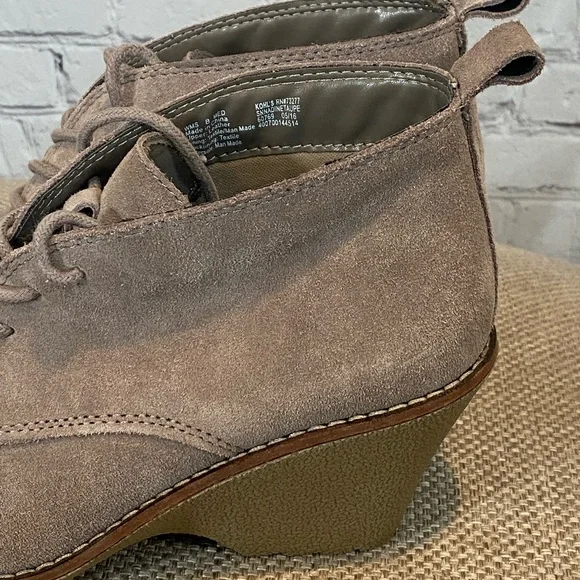 SONOMA Women's Beige Lace Up Genuine Suede Wedge Booties-8 - Picture 4 of 7